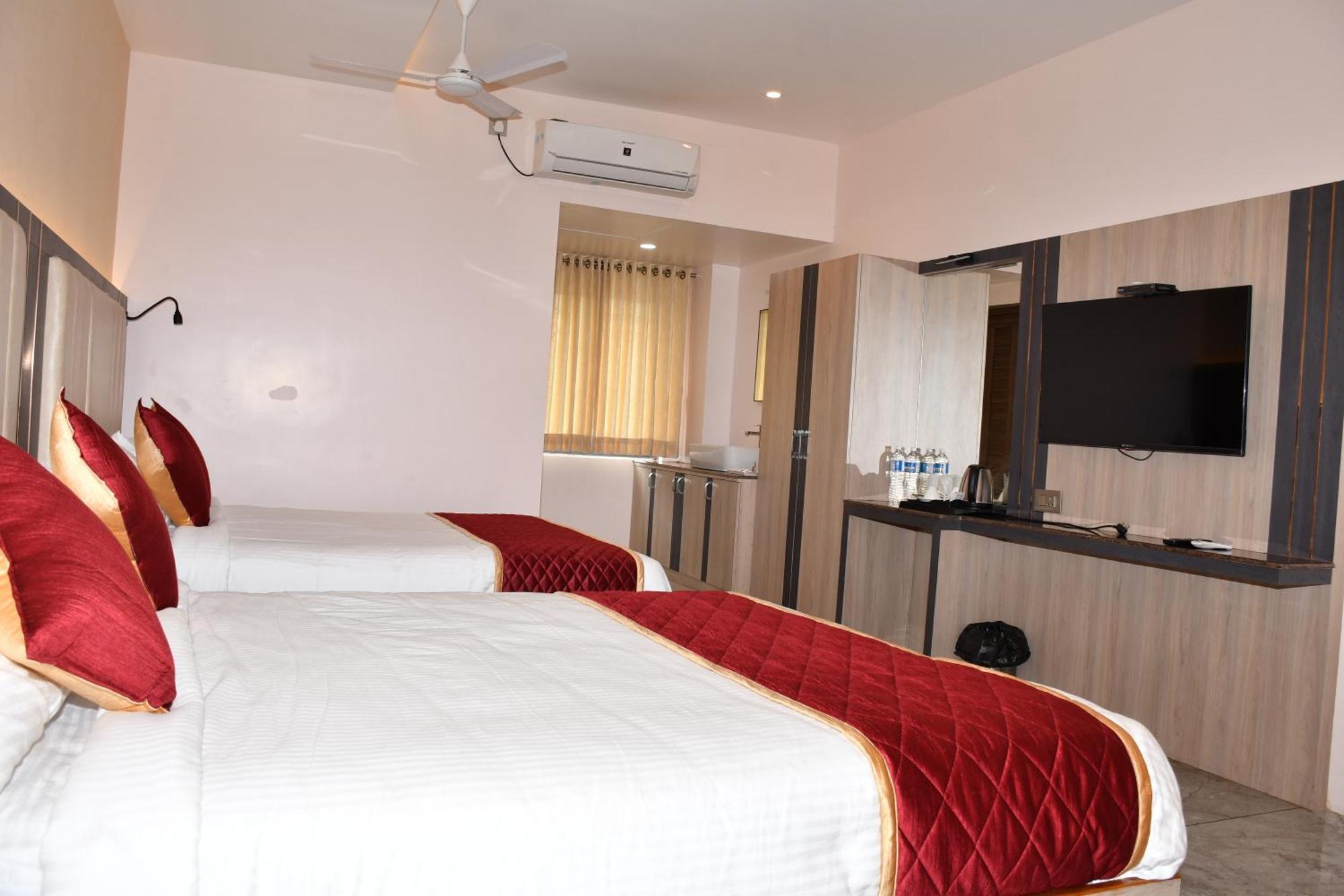 Gb Residency Hotel Ramanathapuram Exterior photo