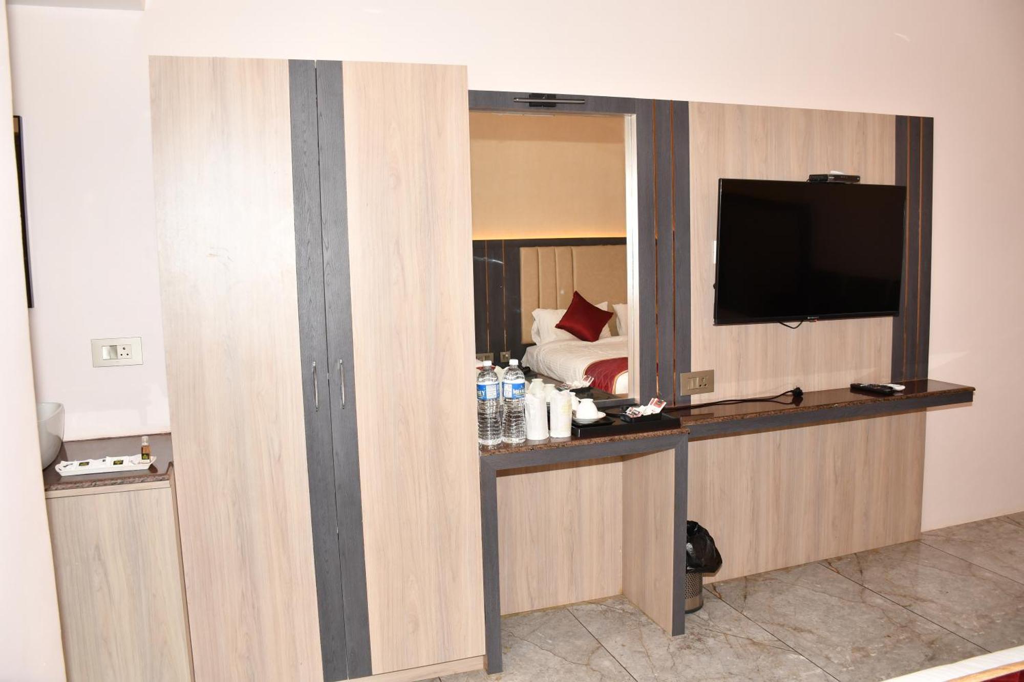 Gb Residency Hotel Ramanathapuram Exterior photo
